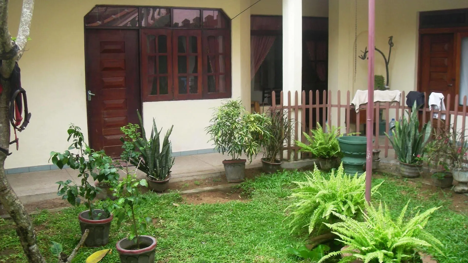 Hotel Sri Lak Inn Negombo