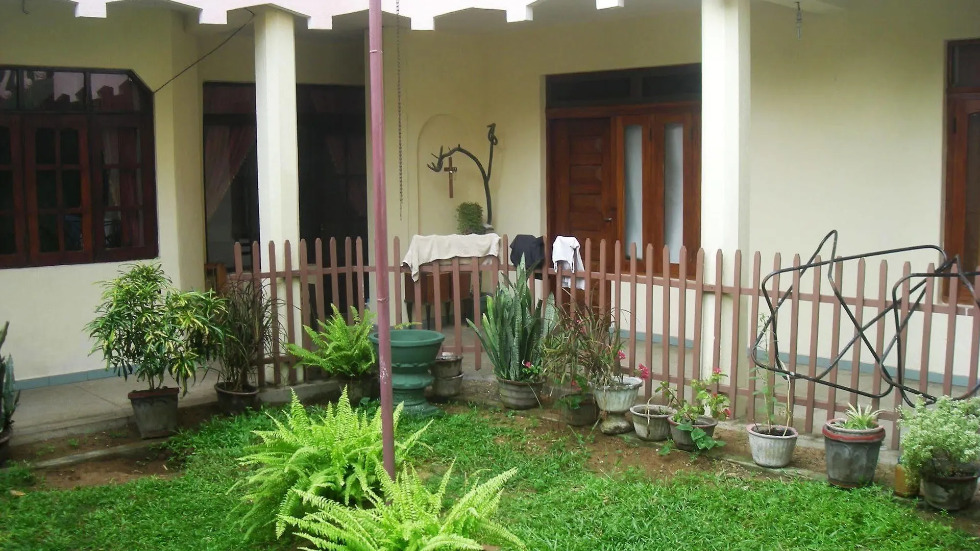 Hotel Sri Lak Inn Negombo
